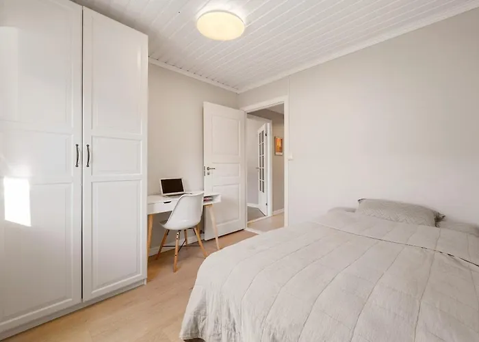 With 2 Bedrooms And Balcony Appartamento Bergen